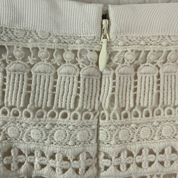 Tommy Hilfiger Cream Crochet Lace Mini Skirt |Preppy Coastal - Picture 7 of 16
